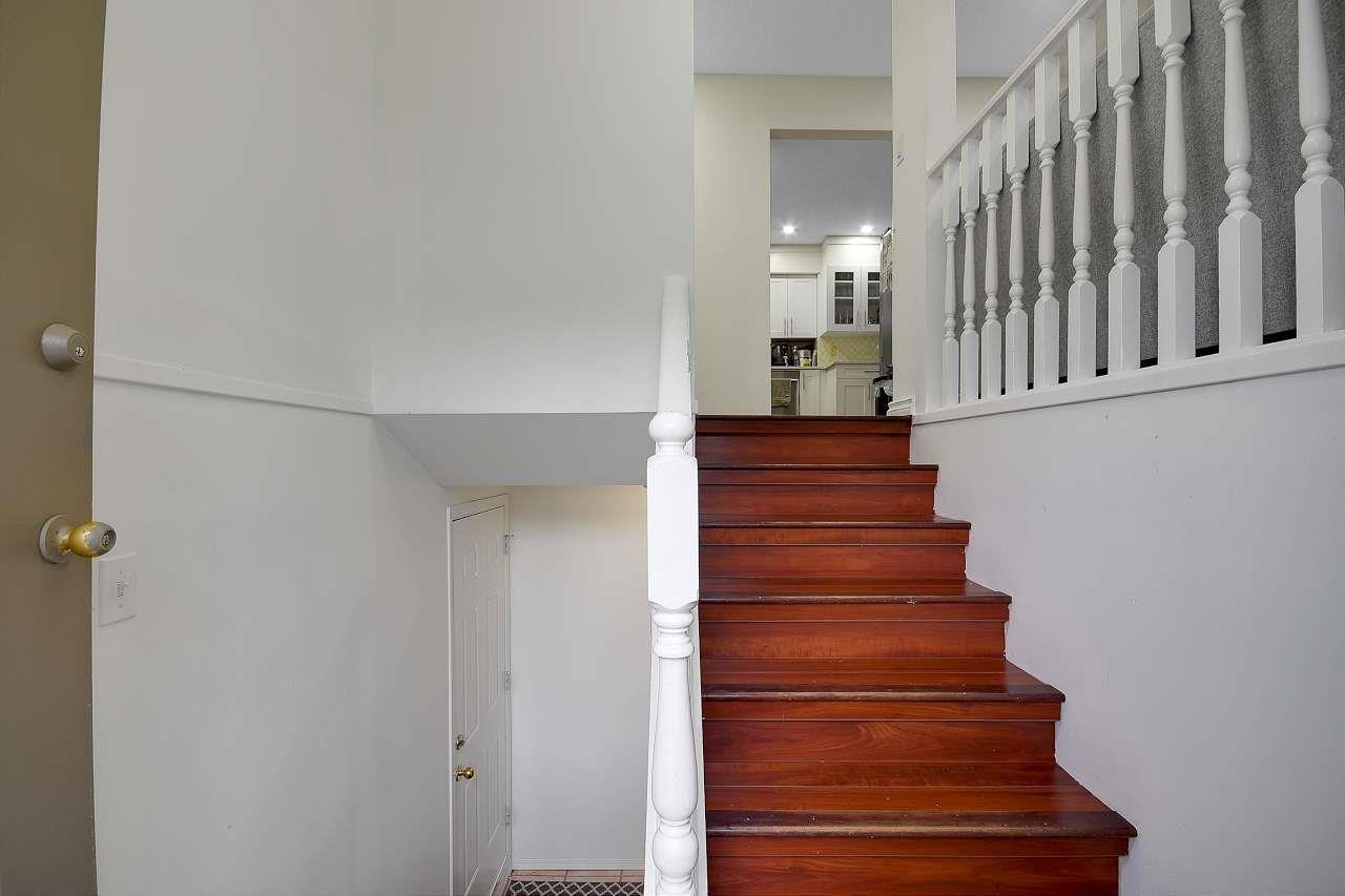 Property at 8048 138A STREET image 4