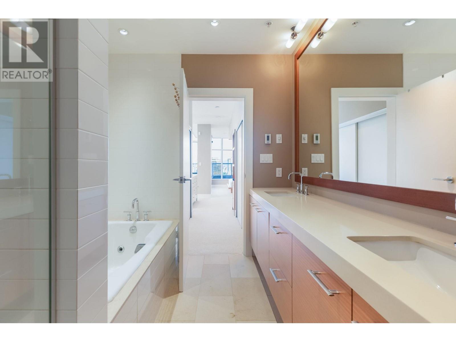 1901 480 Robson Street, Vancouver, British Columbia  V6B 1S1 - Photo 27 - R2949959