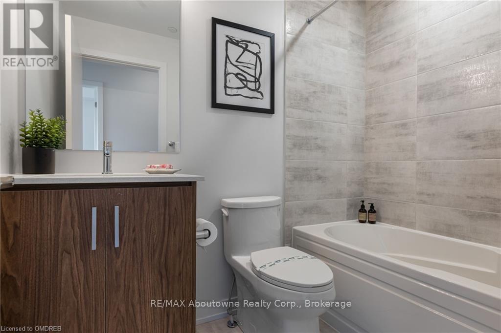 16 - 3562 Colonial Drive, Mississauga, Ontario  L5L 0C1 - Photo 20 - W10404407