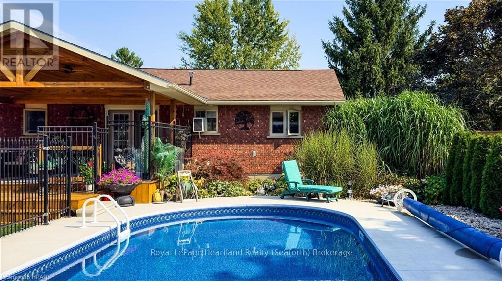 30 North St, Huron East, Ontario  N0K 1G0 - Photo 37 - X10781082