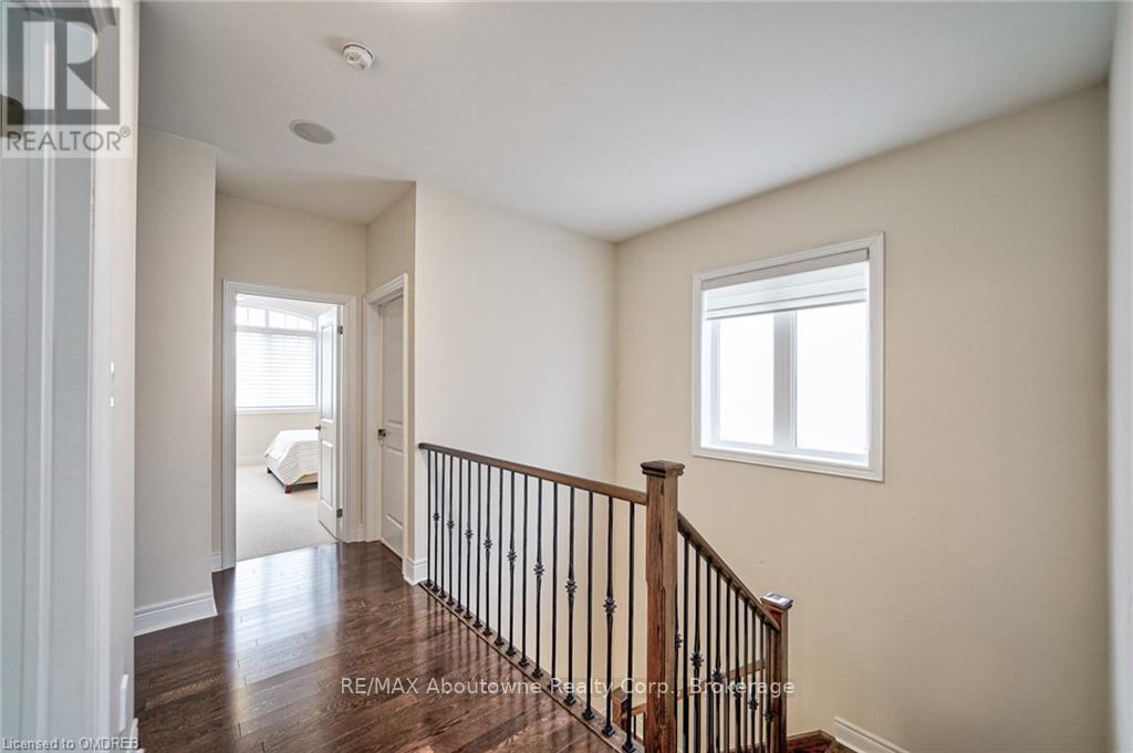 211 Sixteen Mile Drive, Oakville, Ontario  L6M 0T8 - Photo 26 - W10404478