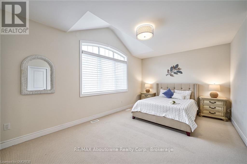 211 Sixteen Mile Drive, Oakville, Ontario  L6M 0T8 - Photo 29 - W10404478
