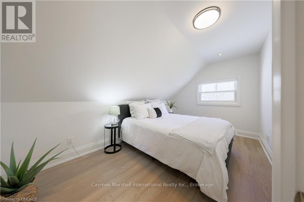 1207 Lorne Park Road, Mississauga (Lorne Park), Ontario  L5H 3A7 - Photo 16 - W10404542