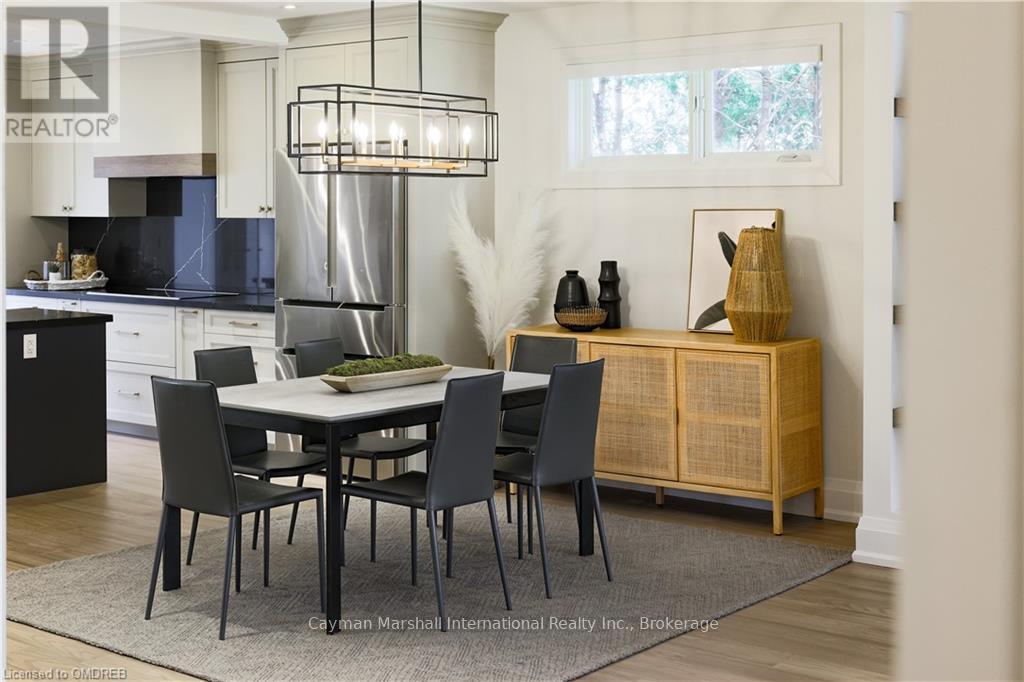 1207 Lorne Park Road, Mississauga (Lorne Park), Ontario  L5H 3A7 - Photo 6 - W10404542