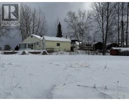 2 Neebig AVE, Manitouwadge, Ontario