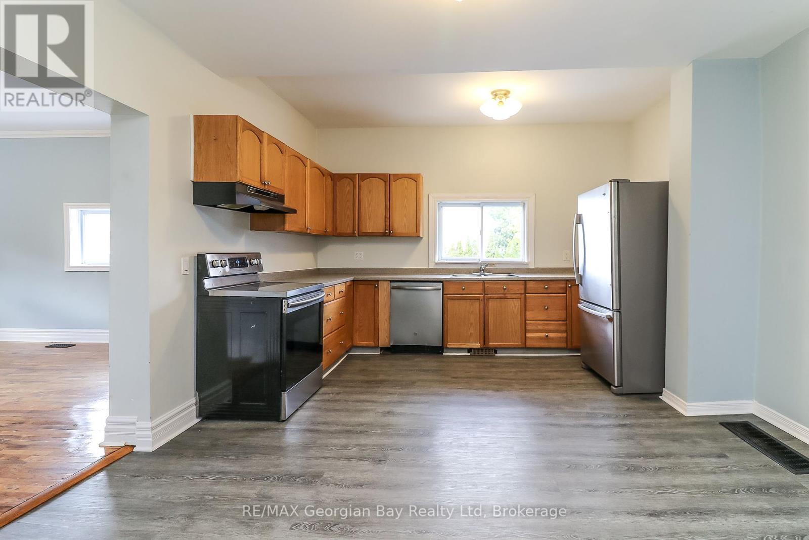 347 Midland Avenue, Midland, Ontario  L4R 3K8 - Photo 12 - S11889071