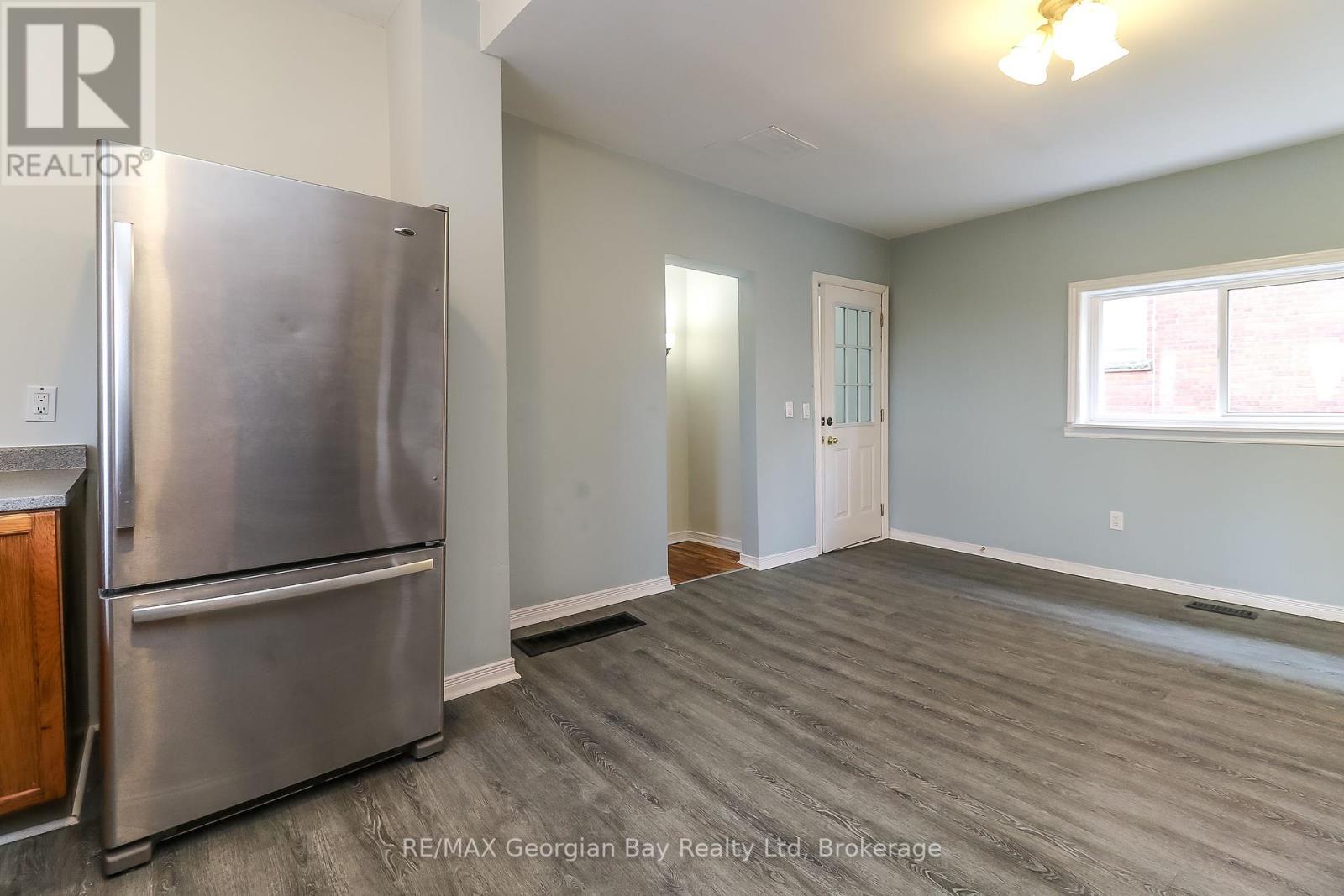 347 Midland Avenue, Midland, Ontario  L4R 3K8 - Photo 13 - S11889071