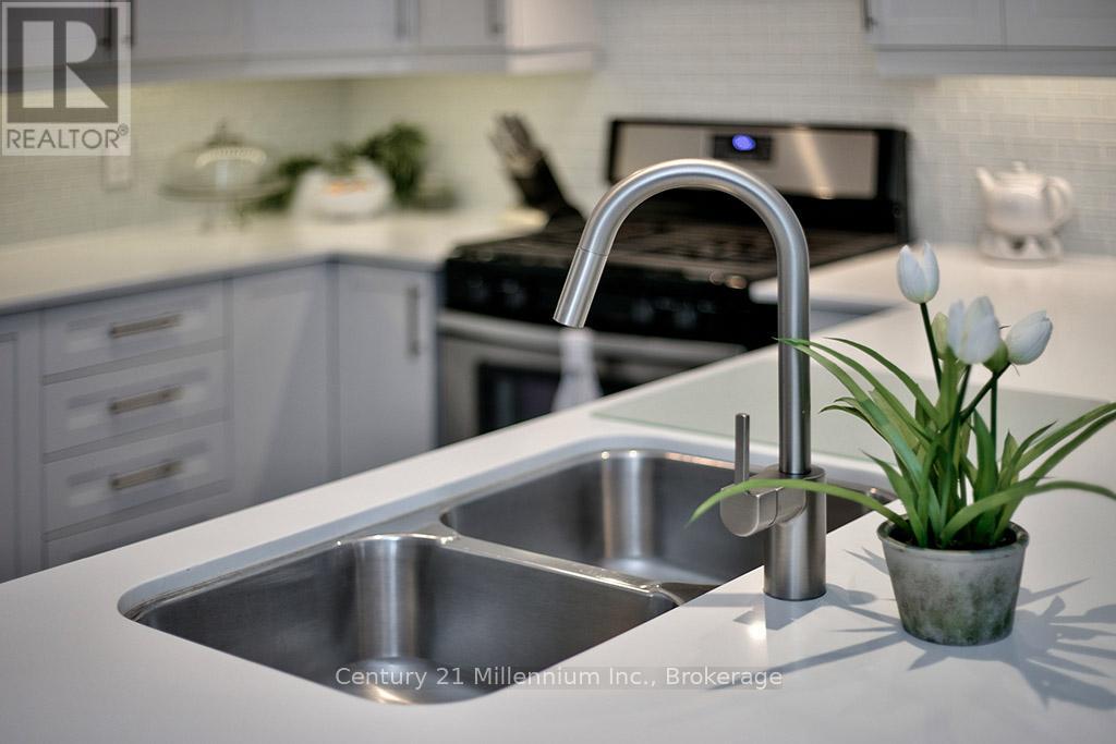 29 - 26 Kari Crescent, Collingwood, Ontario  L9Z 0Z6 - Photo 8 - S11889085