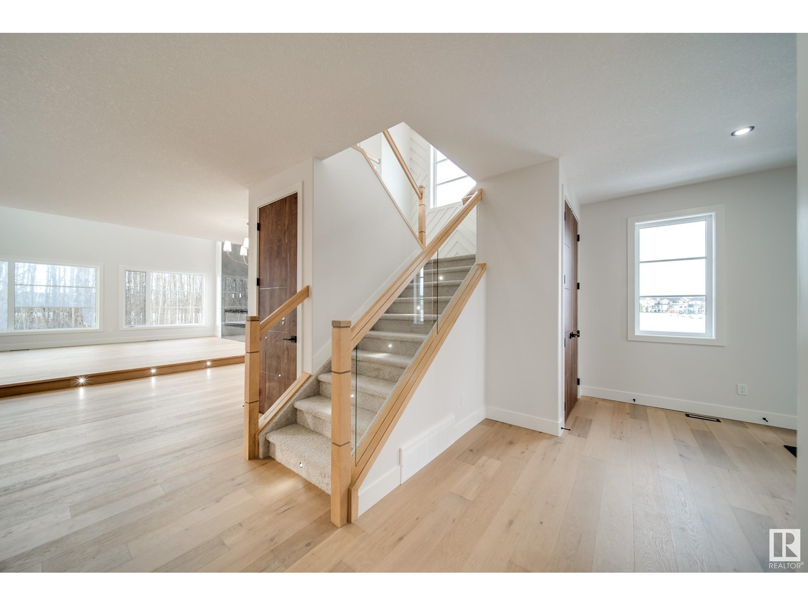 4003 Ginsburg Cr Nw, Edmonton, Alberta  T5T 4V2 - Photo 14 - E4415745