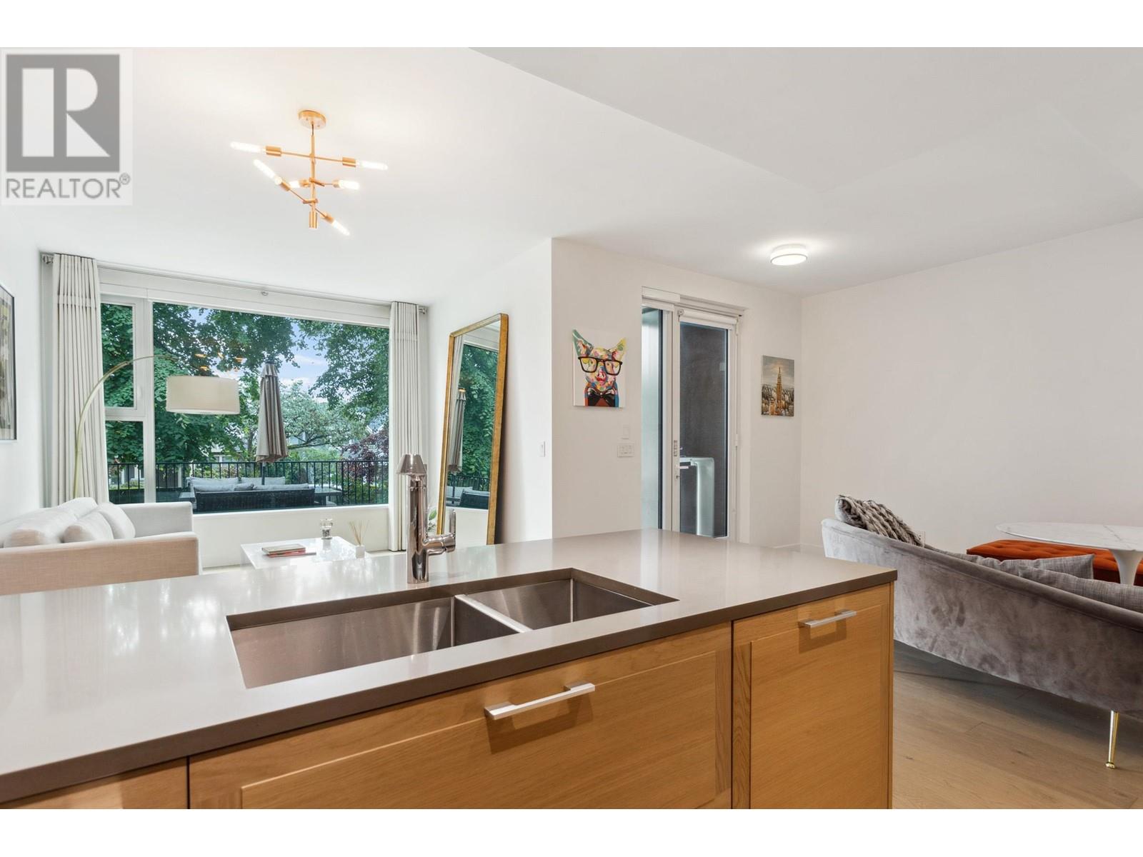 1577 W 57th Avenue, Vancouver, British Columbia  V6P 0H7 - Photo 7 - R2949963