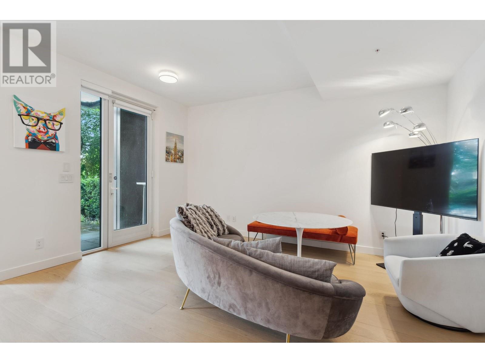 1577 W 57th Avenue, Vancouver, British Columbia  V6P 0H7 - Photo 11 - R2949963
