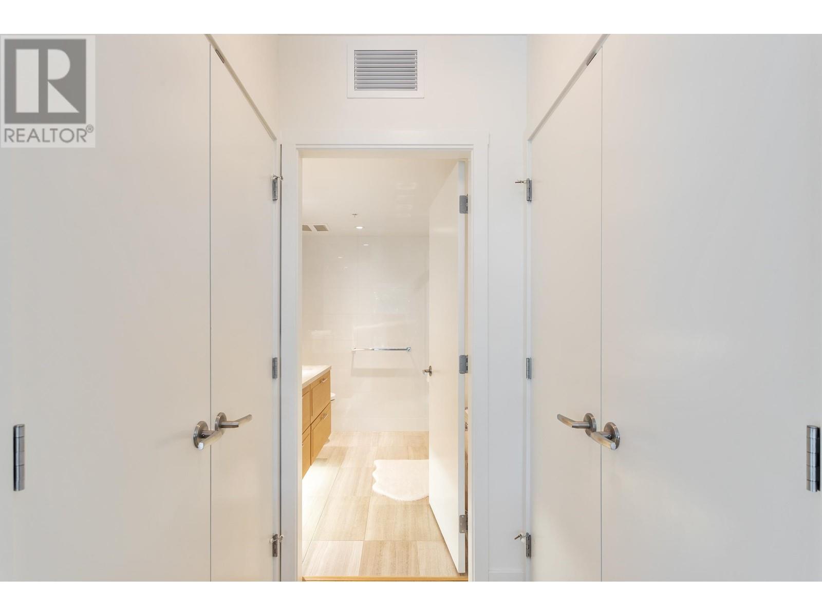 1577 W 57th Avenue, Vancouver, British Columbia  V6P 0H7 - Photo 17 - R2949963