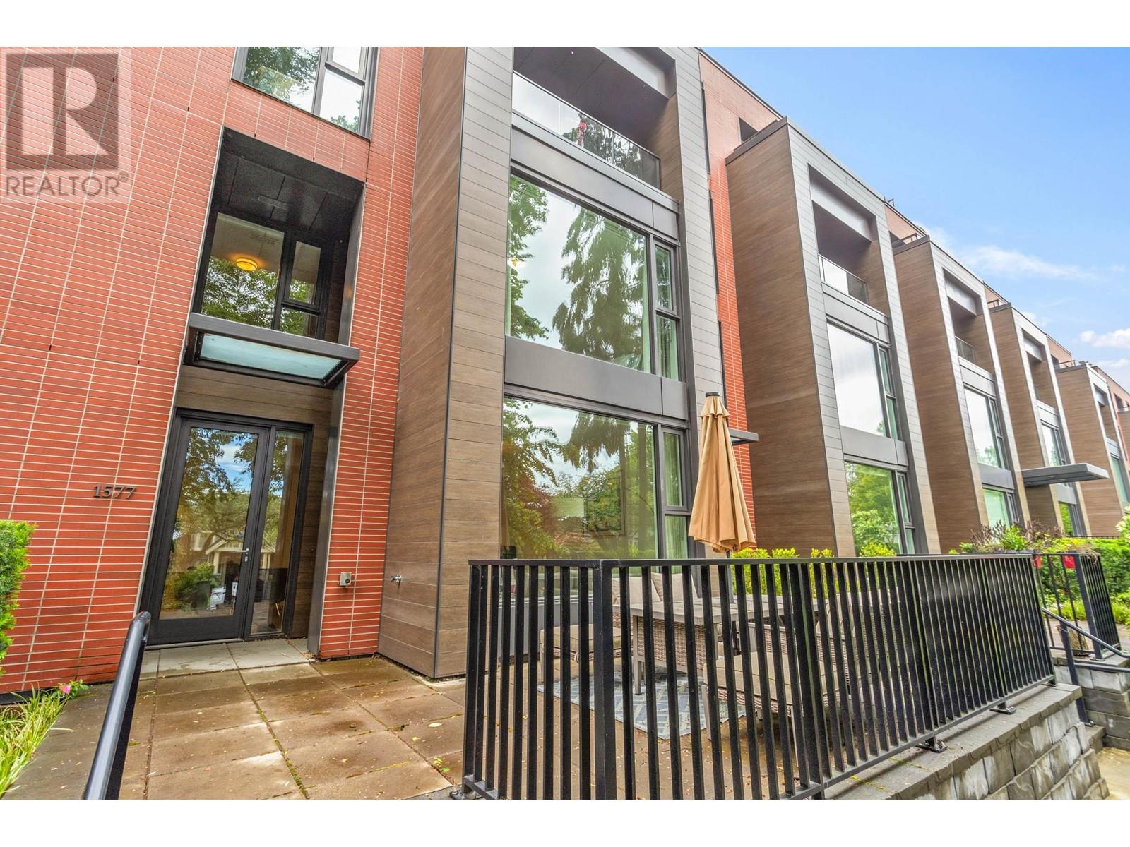 1577 W 57th Avenue, Vancouver, British Columbia  V6P 0H7 - Photo 24 - R2949963