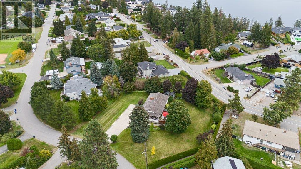 2501 Crestview Road West Kelowna, BC V1Z1Z4_40