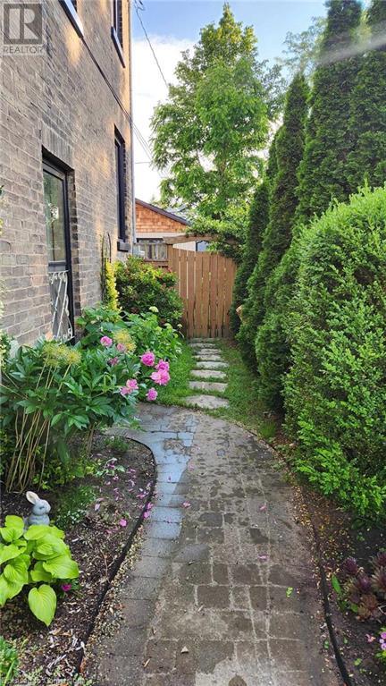 37 Roseview Avenue, Cambridge, Ontario  N1R 4A8 - Photo 42 - 40684369