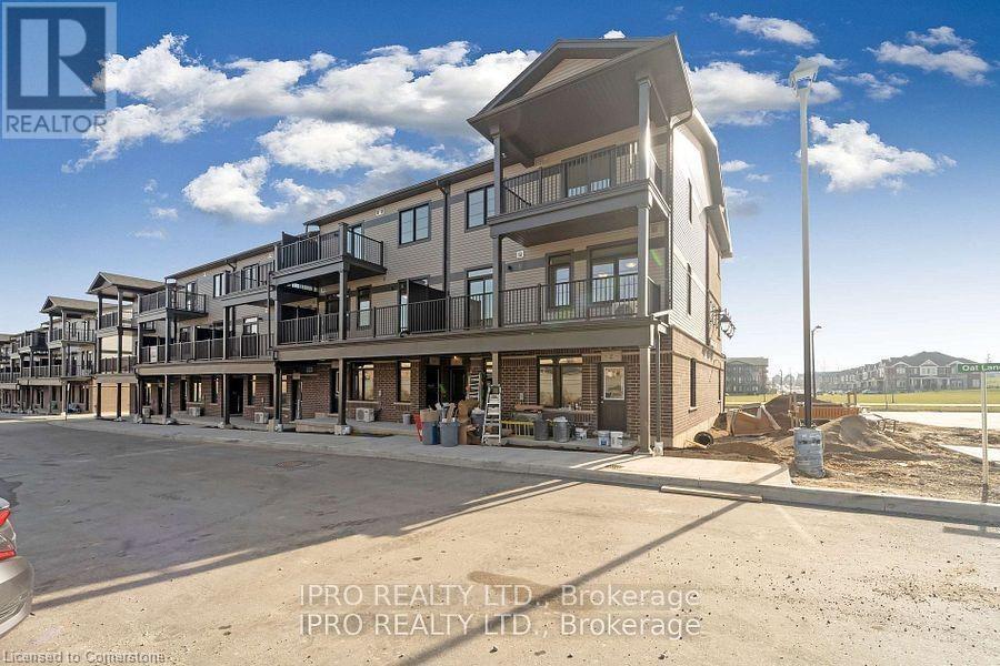 12 Oat Lane, Kitchener, Ontario  N2R 1R7 - Photo 2 - 40684720