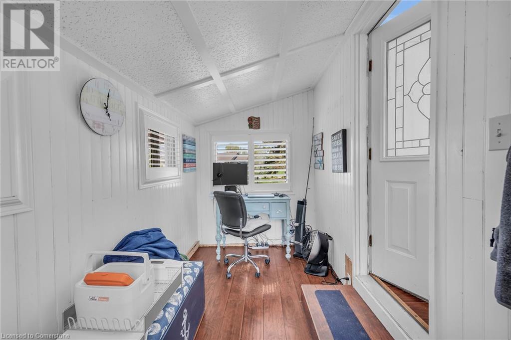 864 South Coast Drive, Peacock Point, Ontario  N0A 1P0 - Photo 24 - 40684410