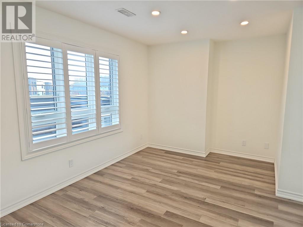 235 Chapel Hill Drive Unit# 16, Kitchener, Ontario  N2R 1N3 - Photo 23 - 40682787