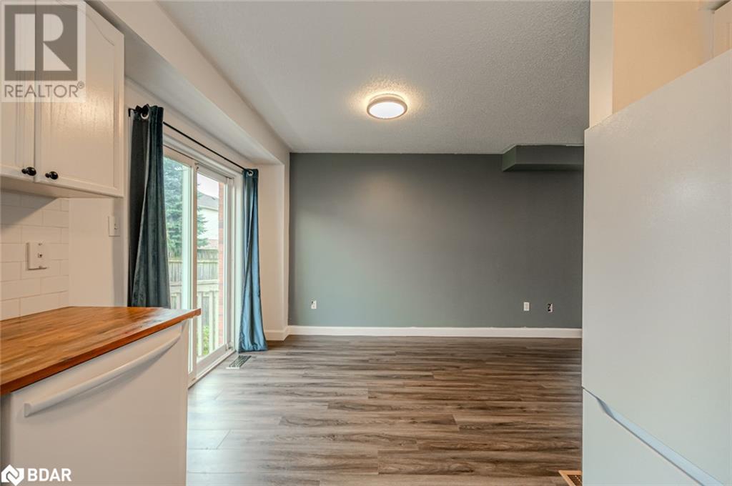 87 Pringle Drive, Barrie, Ontario  L4N 0R4 - Photo 5 - 40684637