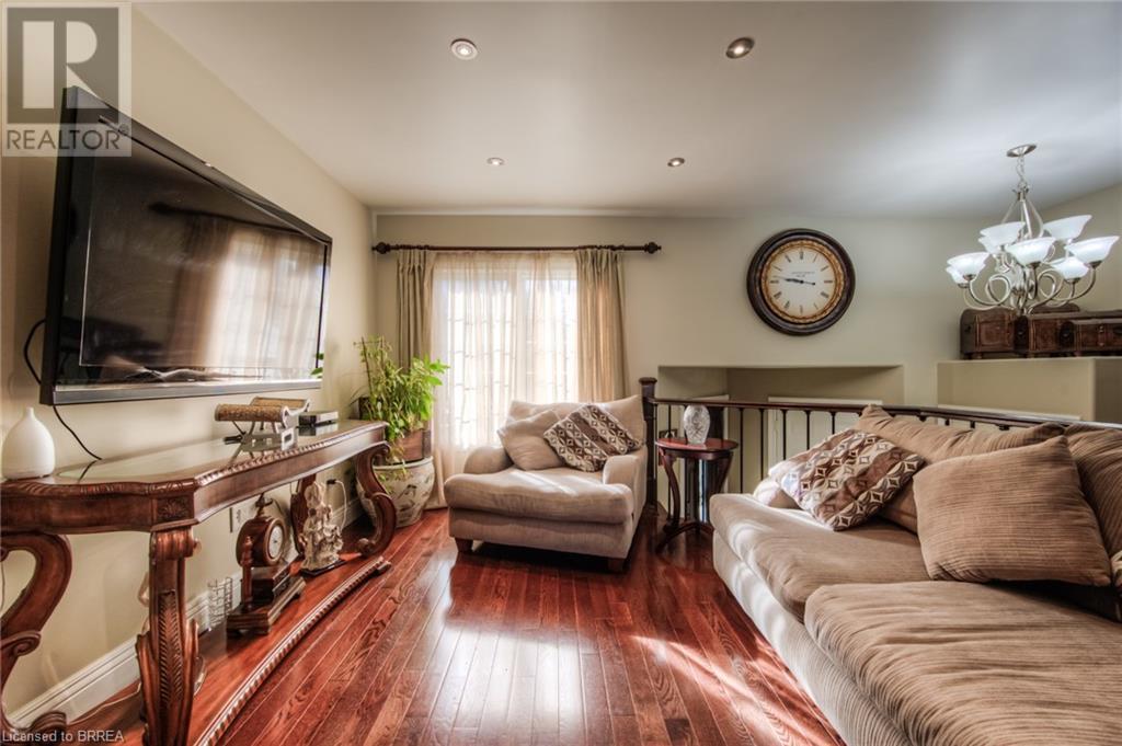 16 Mcguiness Drive, Brantford, Ontario  N3T 6M5 - Photo 8 - 40684127
