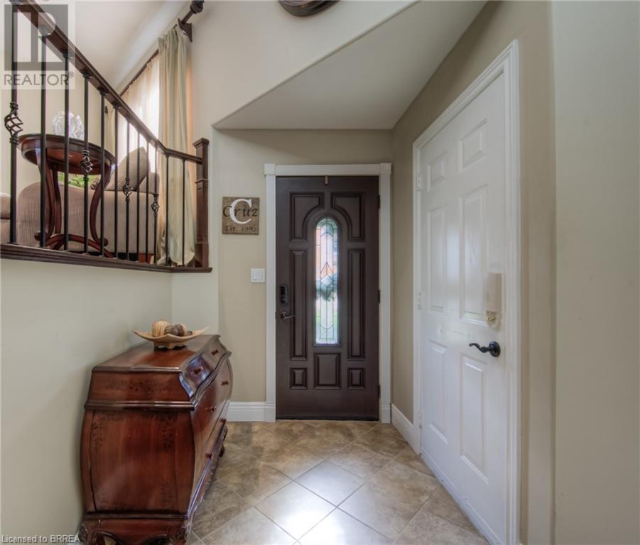 16 Mcguiness Drive, Brantford, Ontario  N3T 6M5 - Photo 6 - 40684127