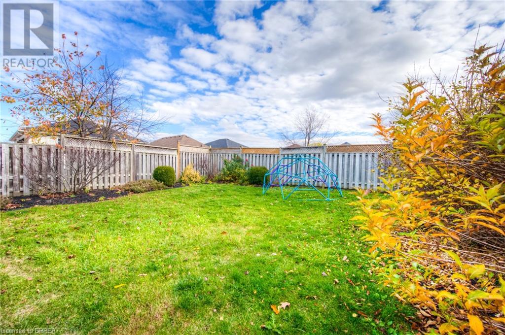 16 Mcguiness Drive, Brantford, Ontario  N3T 6M5 - Photo 38 - 40684127