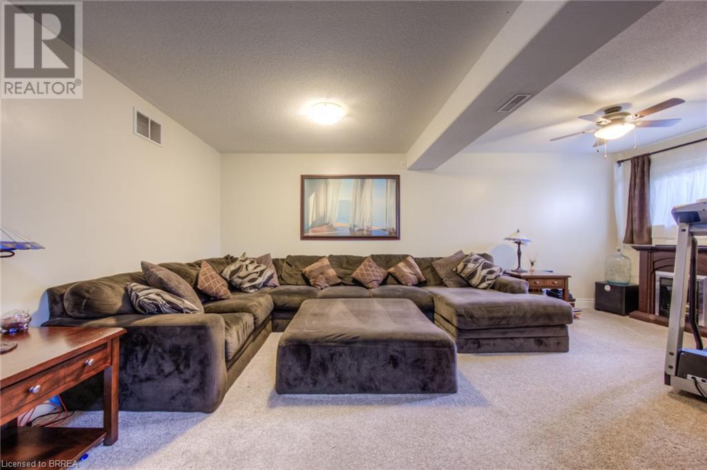 16 Mcguiness Drive, Brantford, Ontario  N3T 6M5 - Photo 26 - 40684127