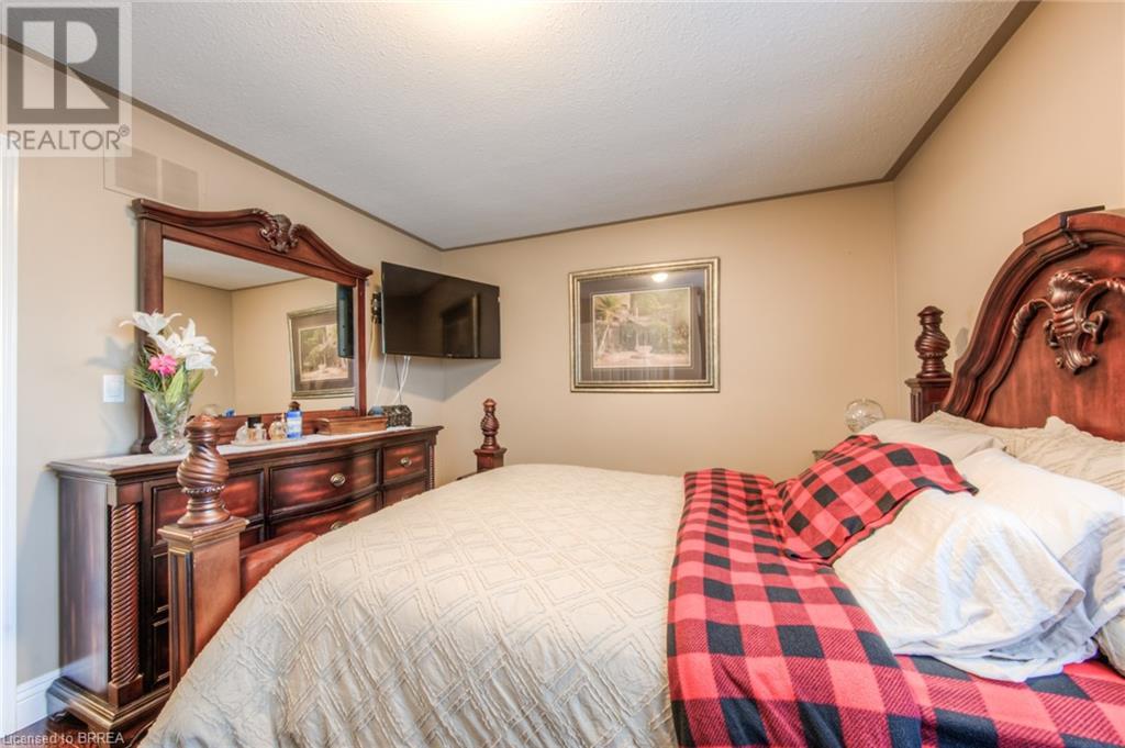 16 Mcguiness Drive, Brantford, Ontario  N3T 6M5 - Photo 20 - 40684127