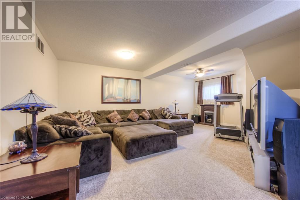 16 Mcguiness Drive, Brantford, Ontario  N3T 6M5 - Photo 25 - 40684127