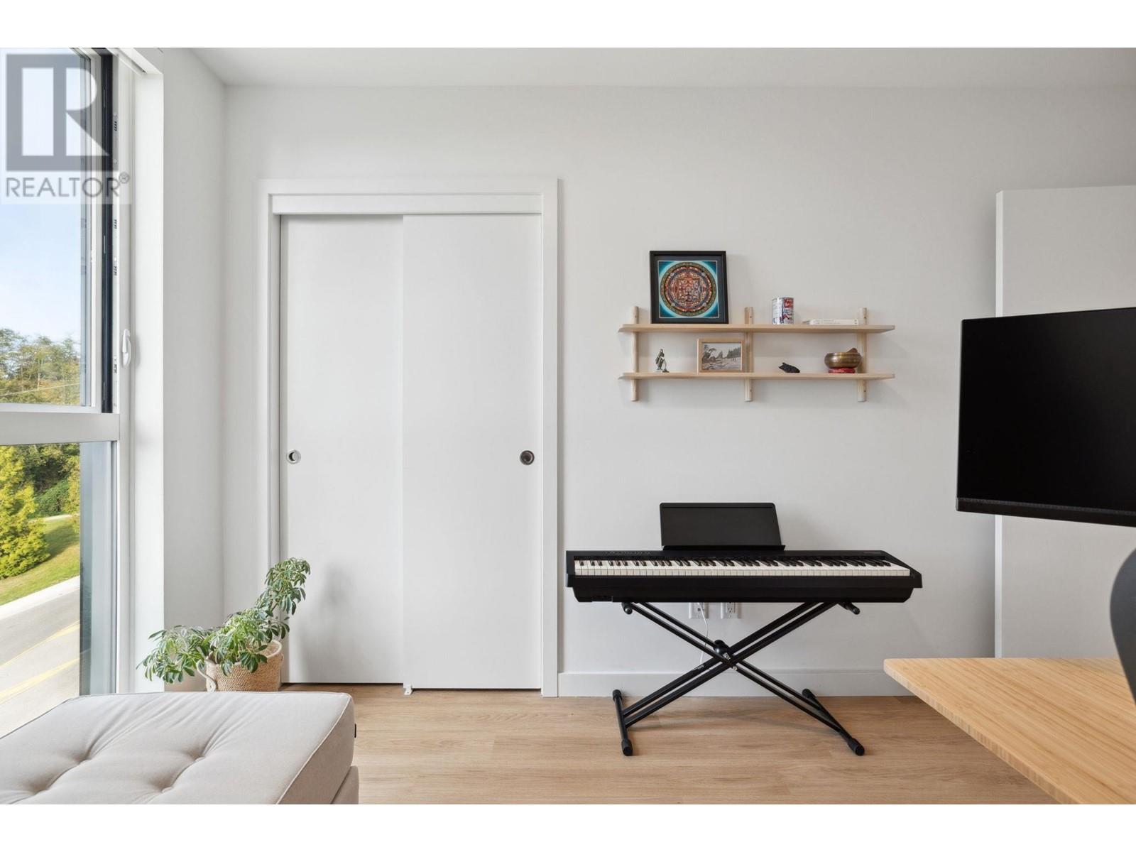 Listing Picture 22 of 40 : 407 9580 TOWER ROAD, Burnaby / 本拿比 - 魯藝地產 Yvonne Lu Group - MLS Medallion Club Member