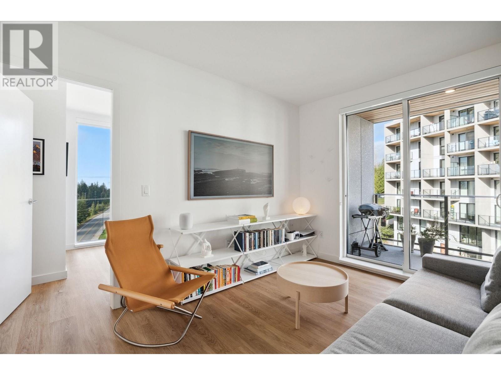 Listing Picture 25 of 40 : 407 9580 TOWER ROAD, Burnaby / 本拿比 - 魯藝地產 Yvonne Lu Group - MLS Medallion Club Member