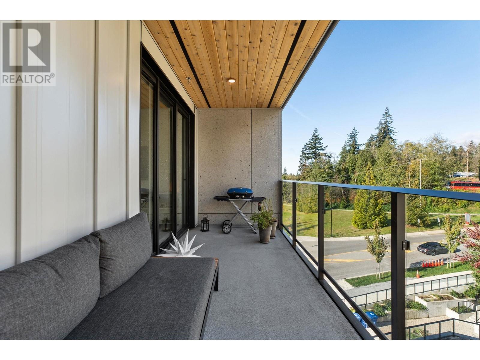 Listing Picture 32 of 40 : 407 9580 TOWER ROAD, Burnaby / 本拿比 - 魯藝地產 Yvonne Lu Group - MLS Medallion Club Member