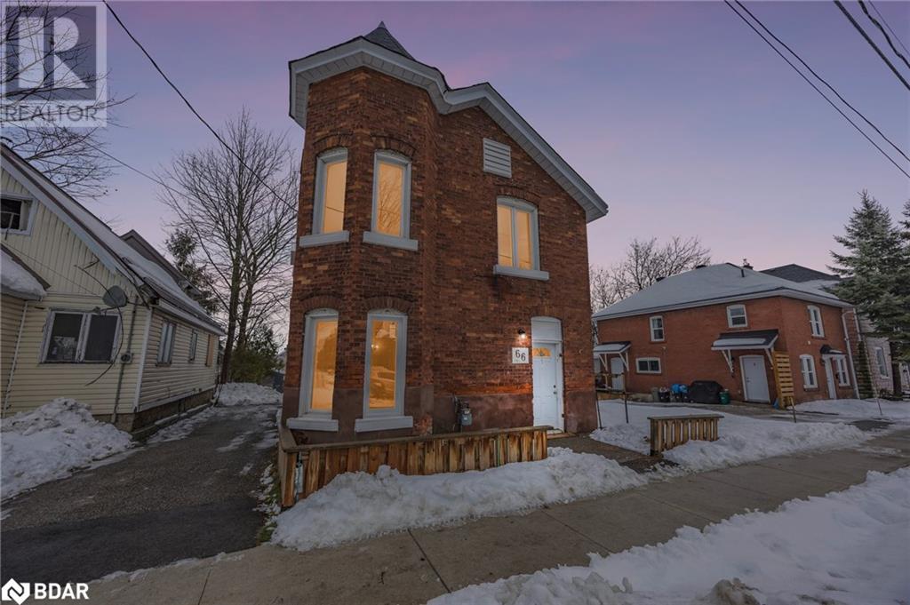 66 Matchedash Street S, Orillia, Ontario  L3V 4W5 - Photo 2 - 40684620