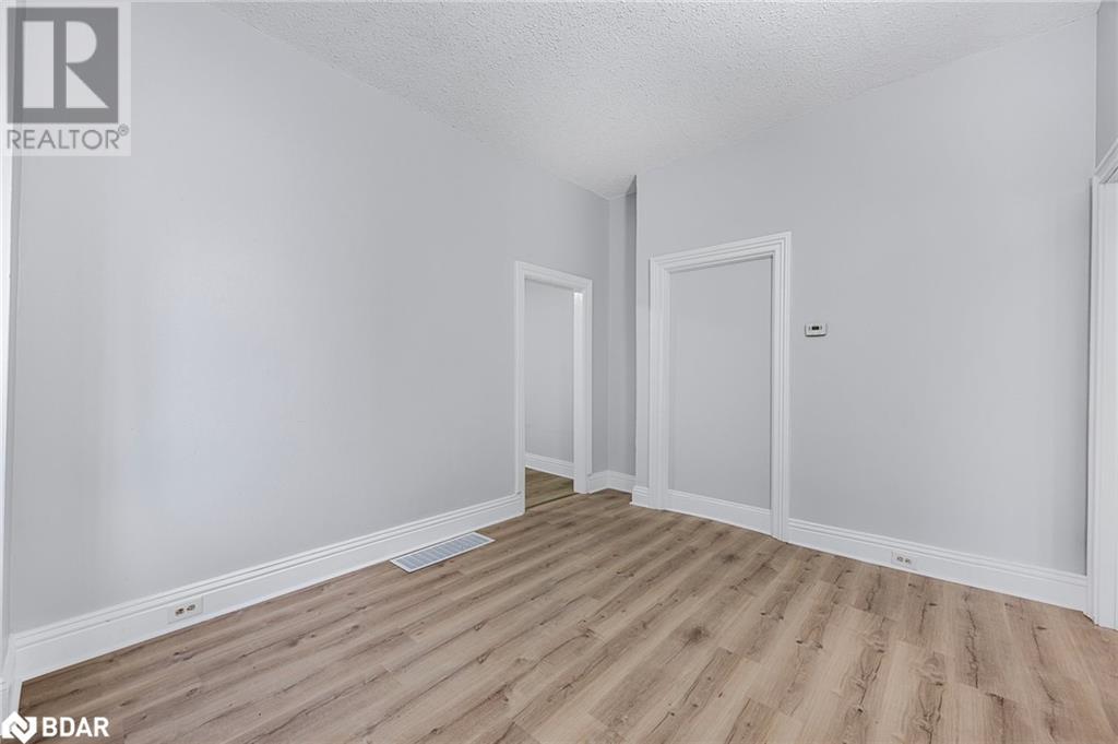 66 Matchedash Street S, Orillia, Ontario  L3V 4W5 - Photo 30 - 40684620