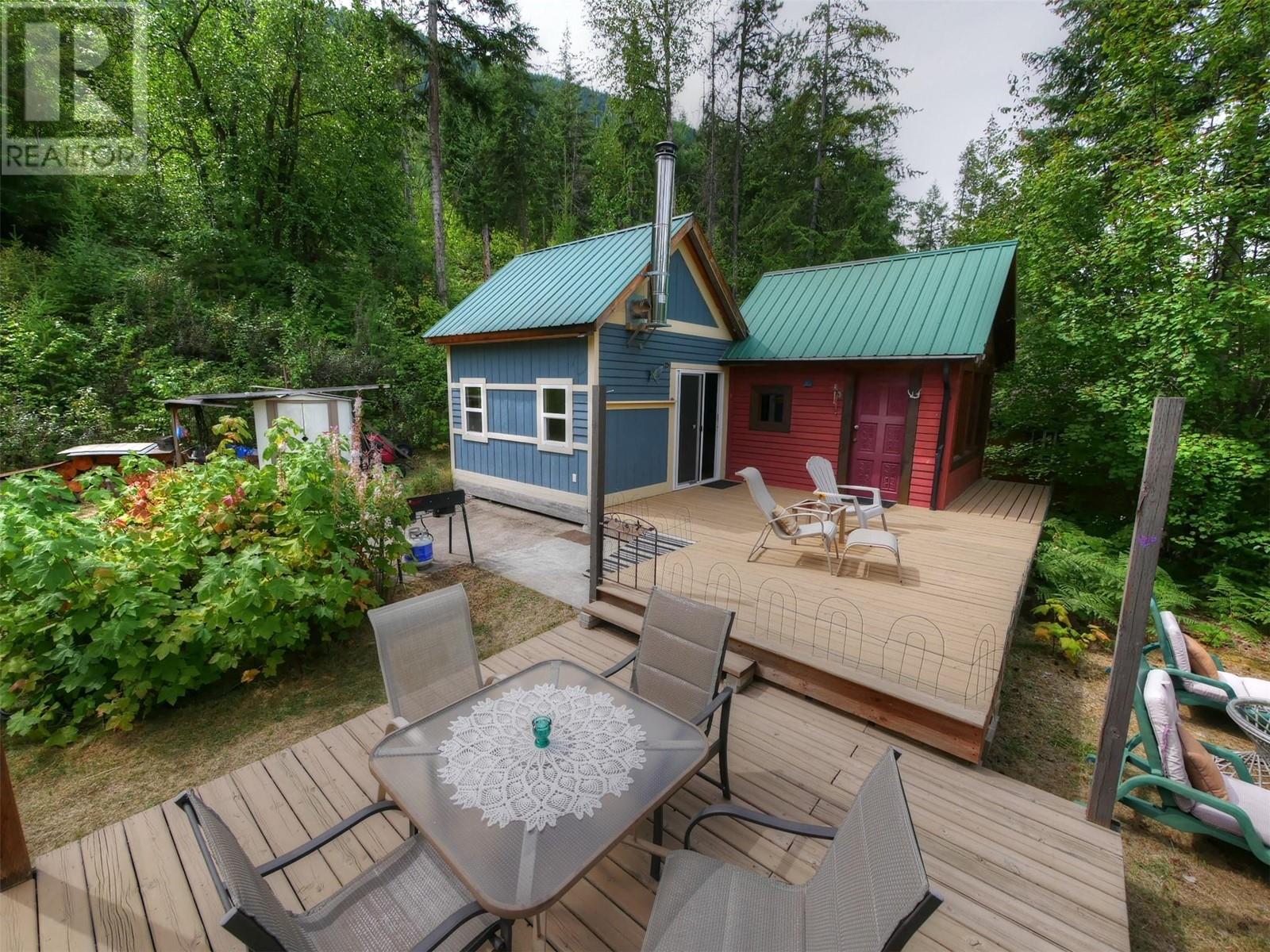 Lot B Coykendahl Road, Castlegar, British Columbia  V1N 3H3 - Photo 2 - 2479388