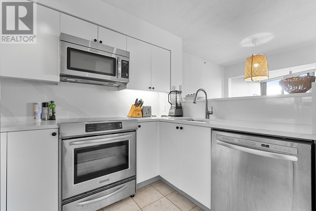 Listing Picture 11 of 16 : 1306 1277 NELSON STREET, Vancouver / 溫哥華 - 魯藝地產 Yvonne Lu Group - MLS Medallion Club Member