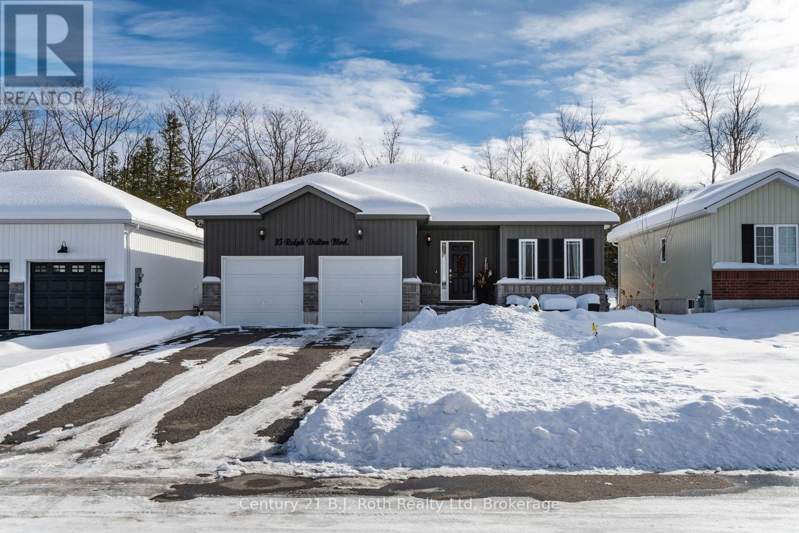 35 RALPH DALTON BOULEVARD, Tay, Ontario