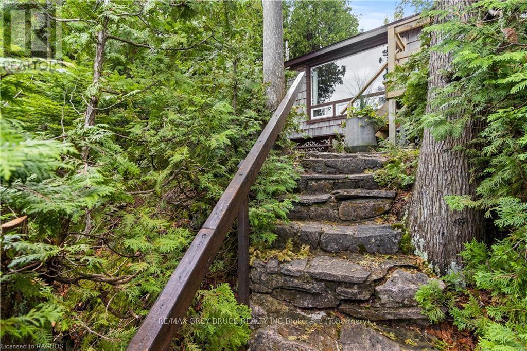 70 Big Tub Road, Northern Bruce Peninsula, Ontario  N0H 2R0 - Photo 12 - X10848453