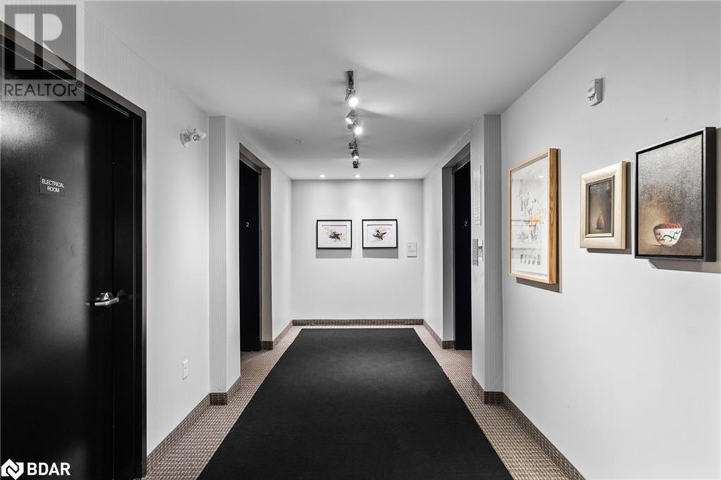 306 Essa Road Unit# 208, Barrie, Ontario  L9J 0H5 - Photo 3 - 40684759