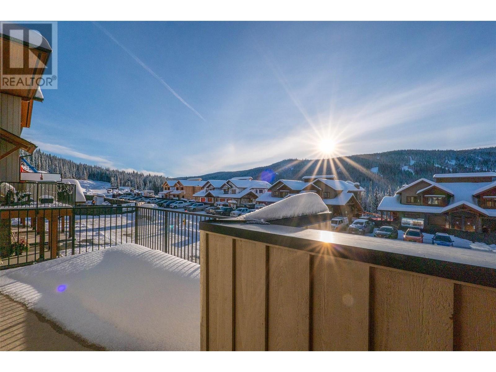 Property at 7000 MCGILLIVRAY LAKE Drive Unit# 6 image 4