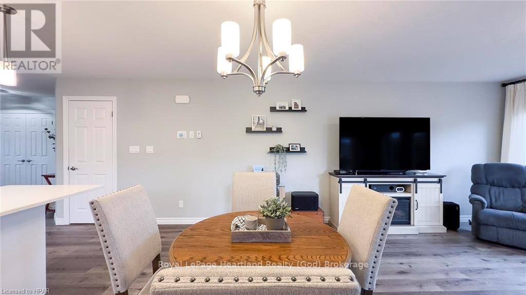 103 Huron Heights Drive, Ashfield-Colborne-Wawanosh, Ontario  N7A 0C1 - Photo 19 - X11823078