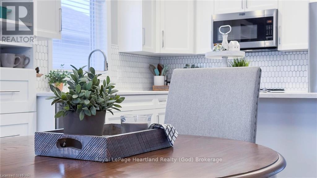 103 Huron Heights Drive, Ashfield-Colborne-Wawanosh, Ontario  N7A 0C1 - Photo 26 - X11823078