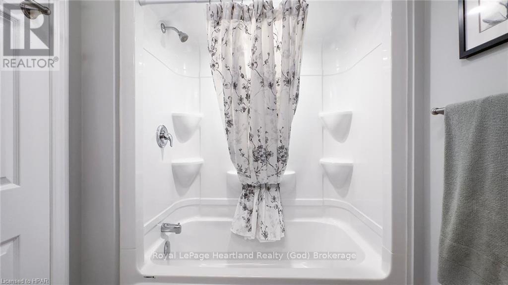 103 Huron Heights Drive, Ashfield-Colborne-Wawanosh, Ontario  N7A 0C1 - Photo 32 - X11823078