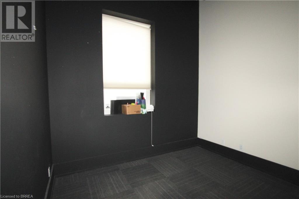 142 West Street Unit# A, Brantford, Ontario  N3T 3G3 - Photo 14 - 40684657