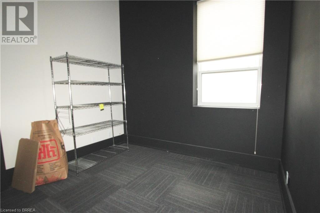 142 West Street Unit# A, Brantford, Ontario  N3T 3G3 - Photo 16 - 40684657