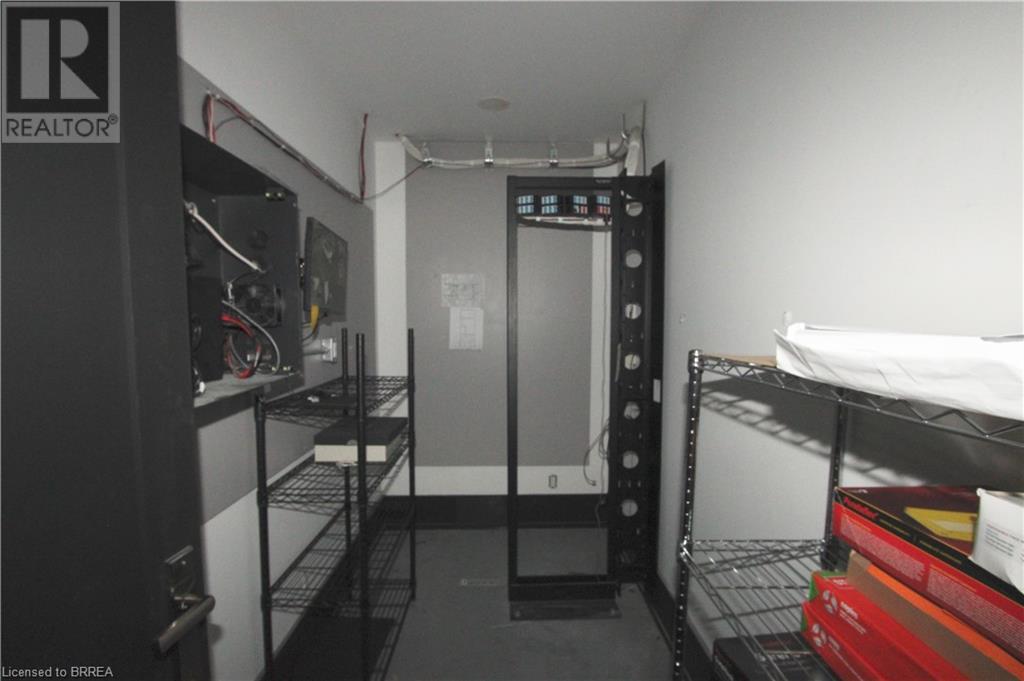 142 West Street Unit# A, Brantford, Ontario  N3T 3G3 - Photo 19 - 40684657