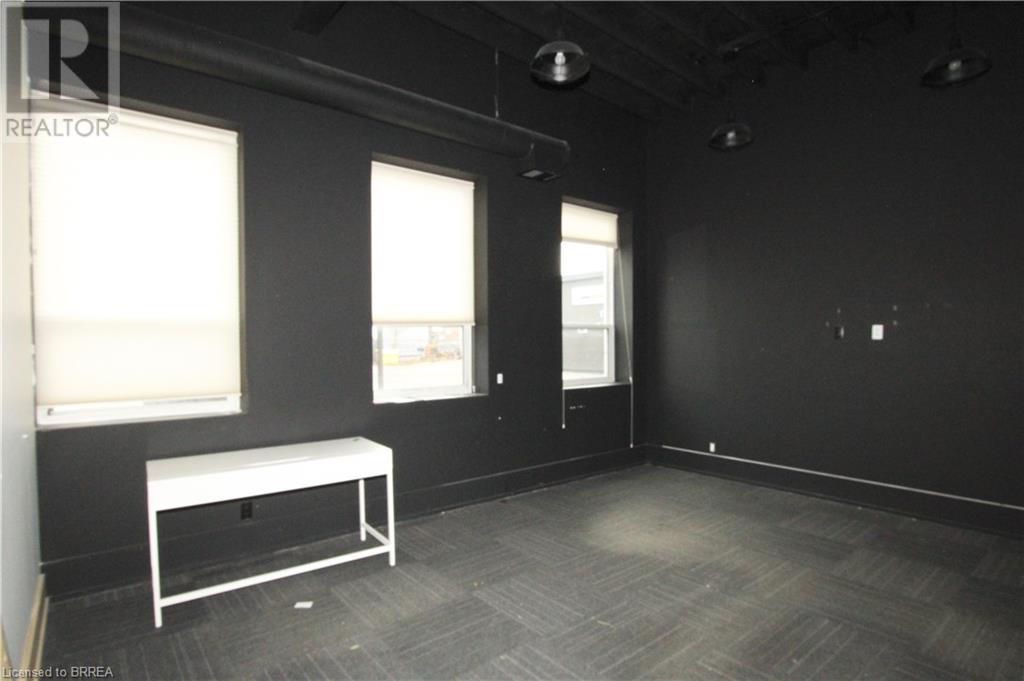 142 West Street Unit# A, Brantford, Ontario  N3T 3G3 - Photo 23 - 40684657