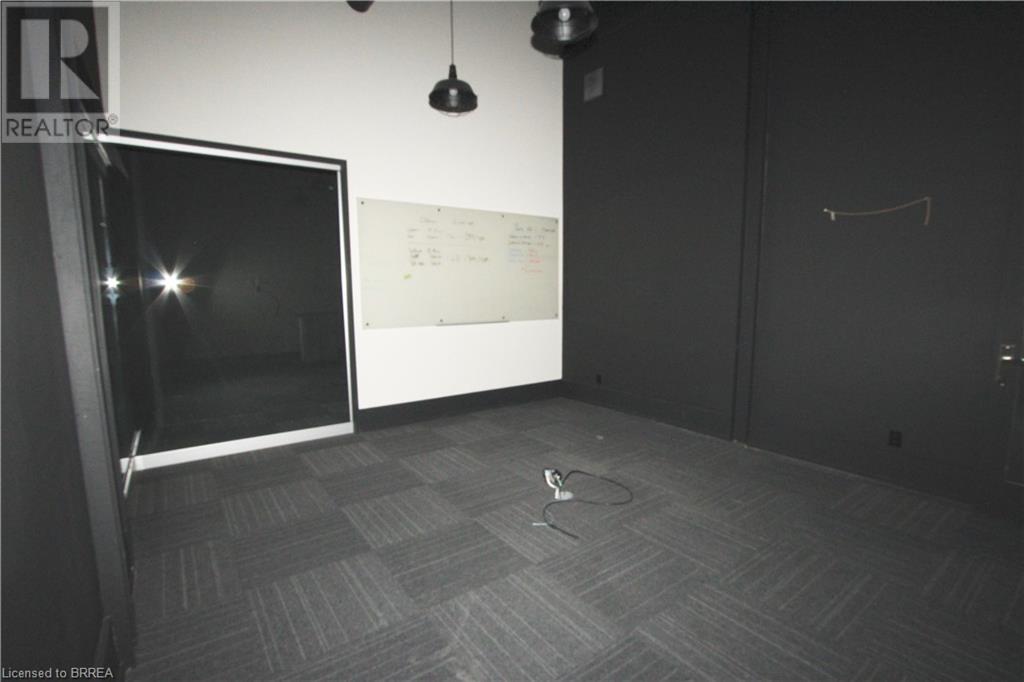 142 West Street Unit# A, Brantford, Ontario  N3T 3G3 - Photo 41 - 40684657