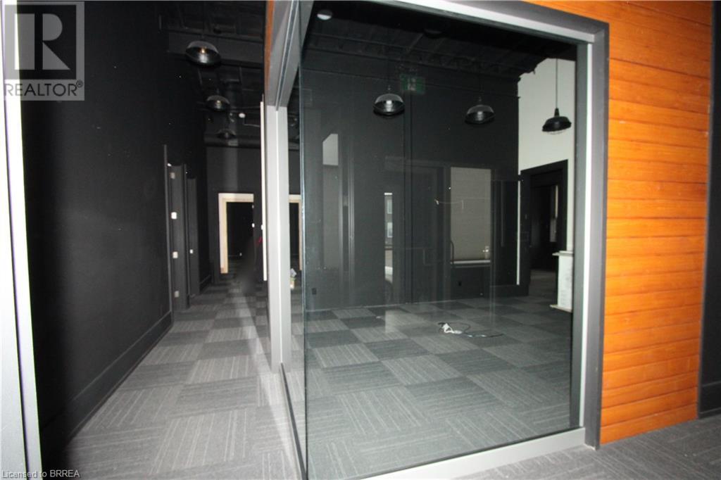 142 West Street Unit# A, Brantford, Ontario  N3T 3G3 - Photo 6 - 40684657