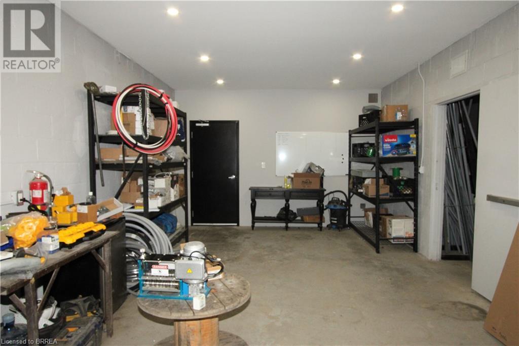 142 West Street Unit# C, Brantford, Ontario  N3T 3G3 - Photo 14 - 40684455